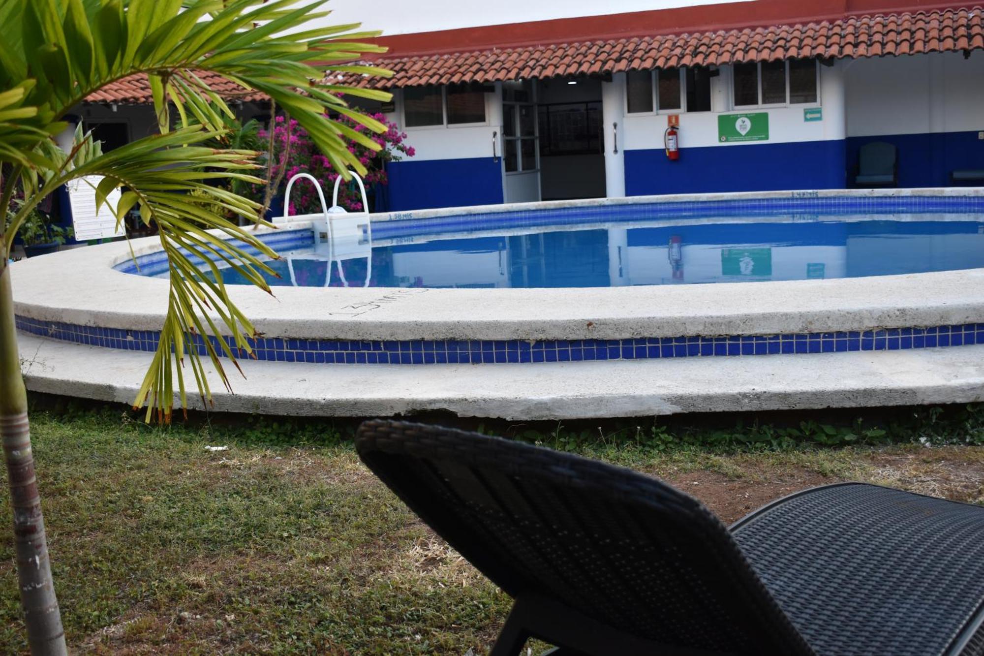 Hotel Plaza Almendros, Ilha das Mulheres Exterior foto